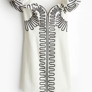 H&M Embroidered Linen Off-the-shoulder Dress